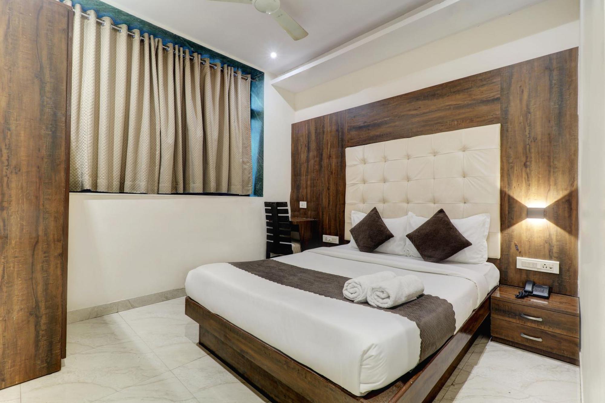 Hotel A. K. International - Fort Mumbai Bagian luar foto
