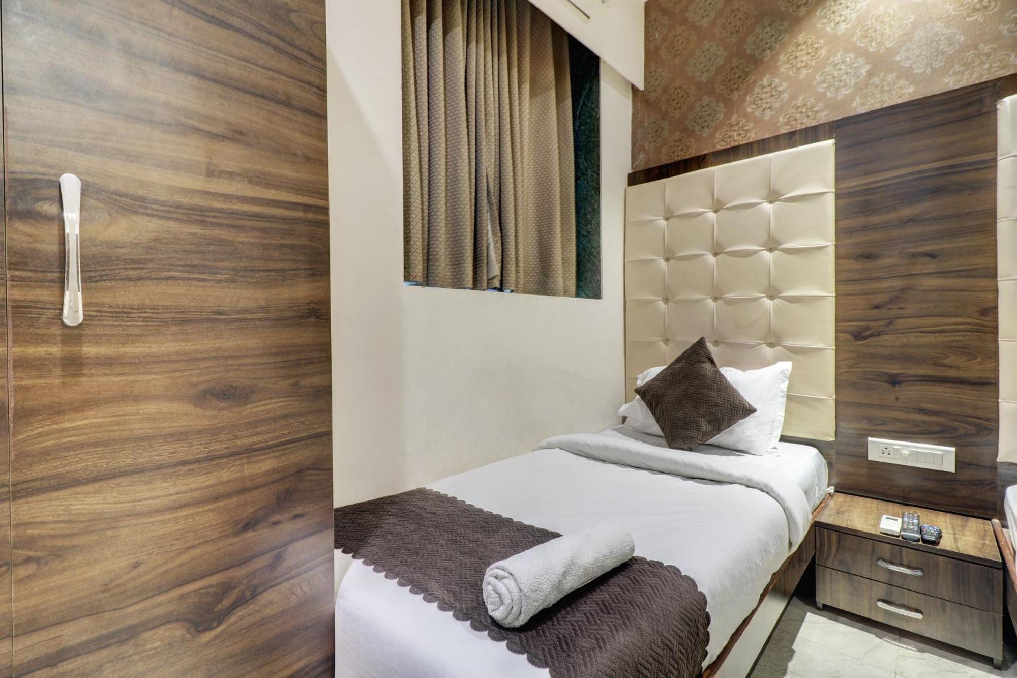 Hotel A. K. International - Fort Mumbai Ruang foto